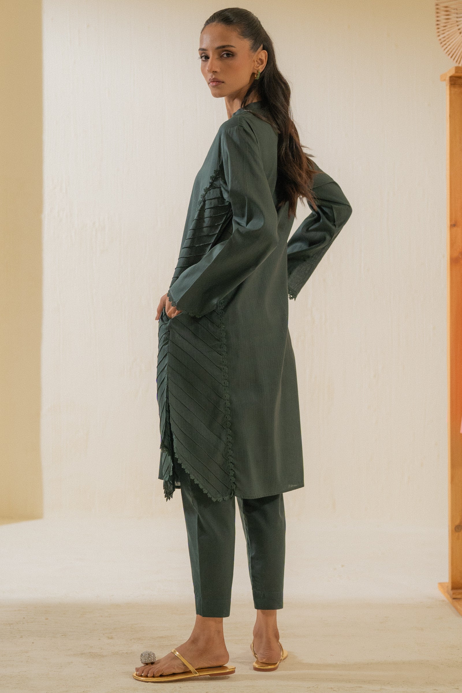 Parallel 2 Piece