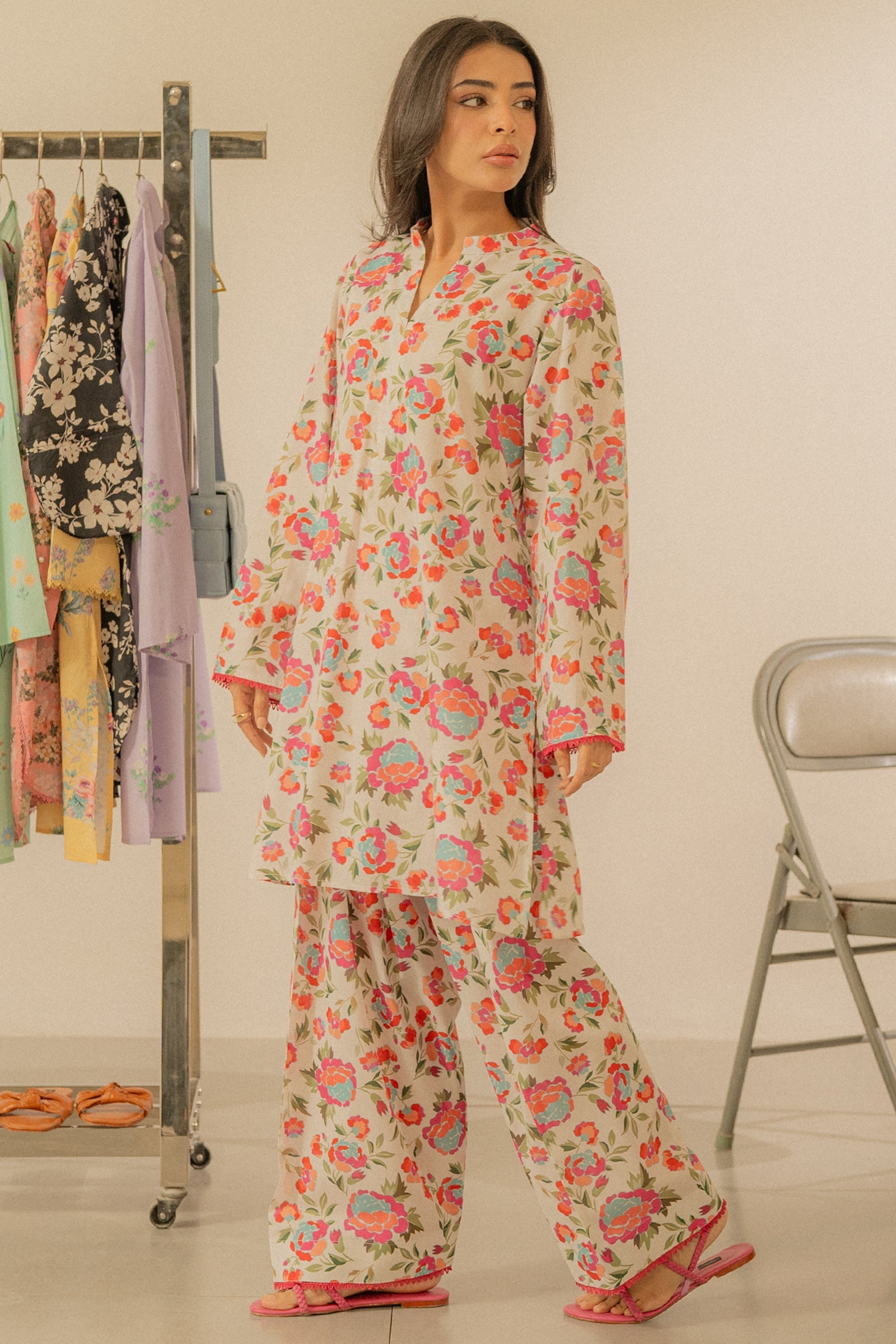 Scattered Flowers 2 Piece