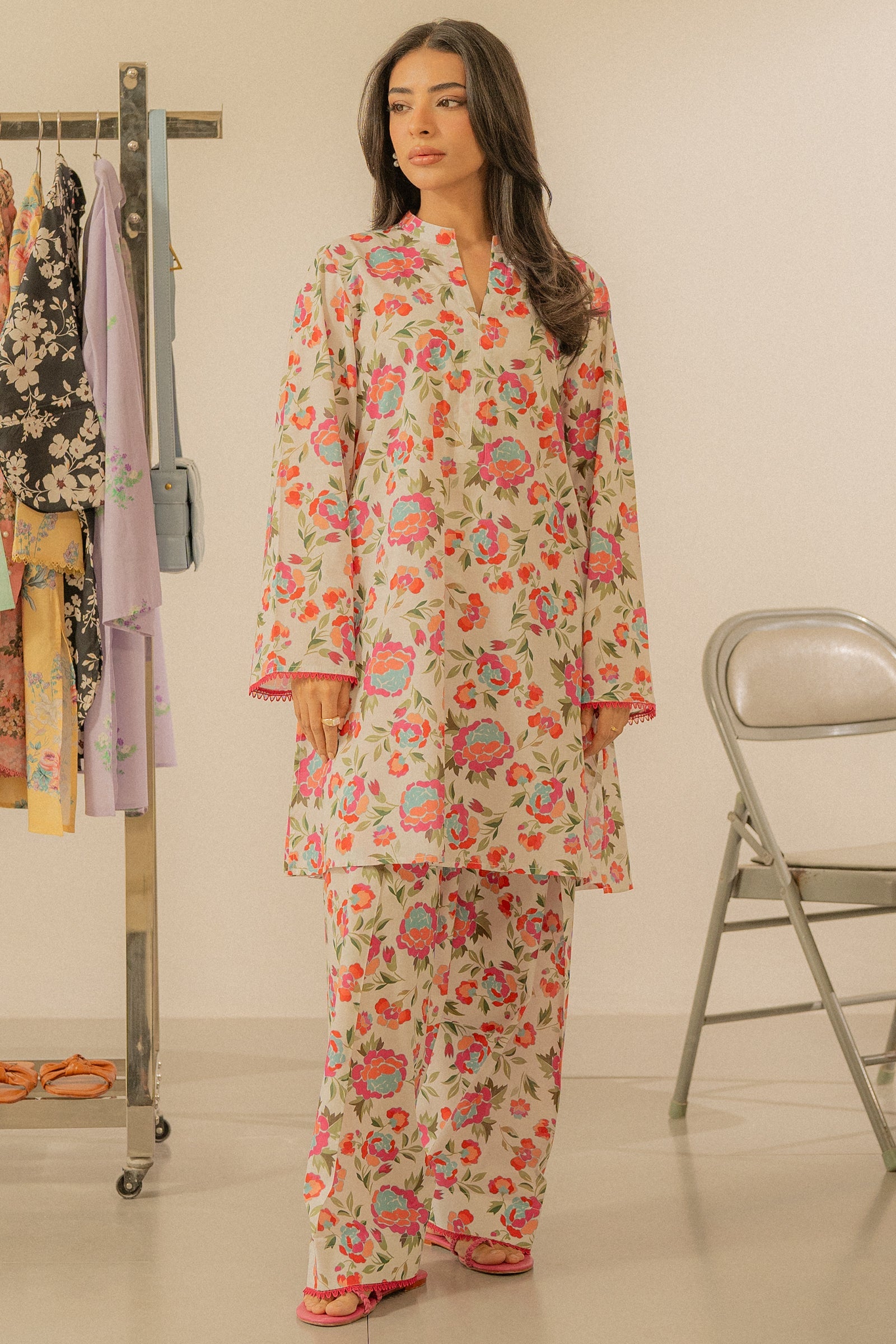 Scattered Flowers 2 Piece