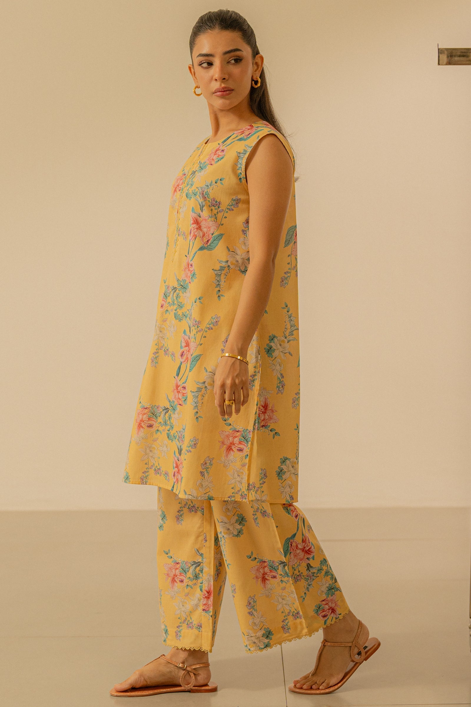 Melody Sleeveless 2 piece