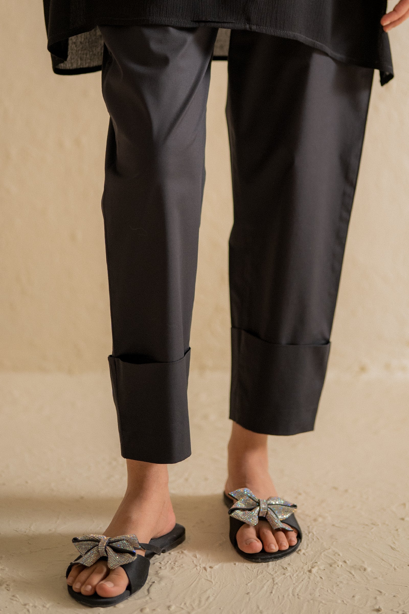 Turn up Pants