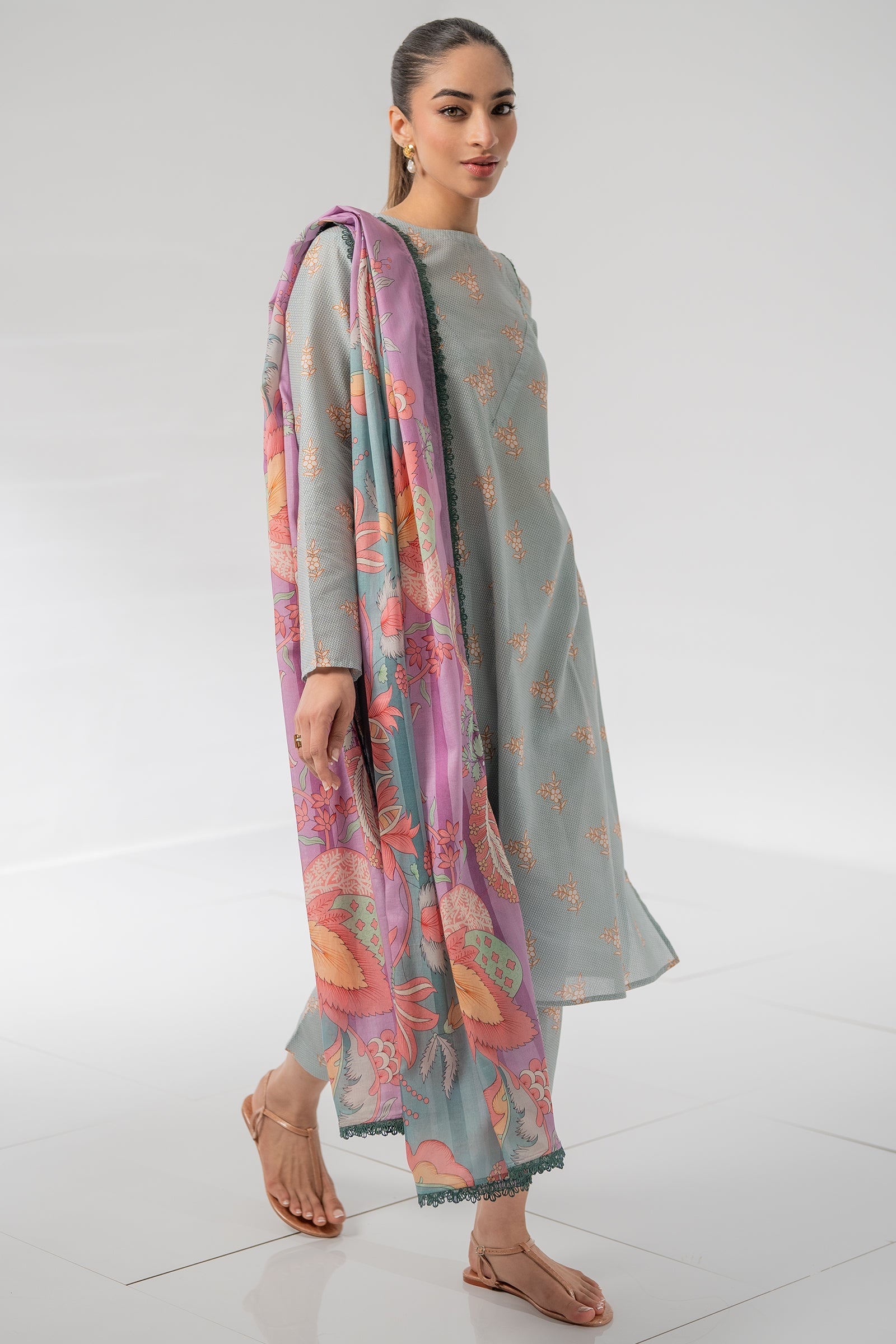 Abundance 3 Piece